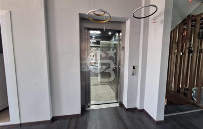 BURSA YOLU ÜZERİNDE 850 M² KAPALI ALANI MEVCUT 5 KATLI PLAZA