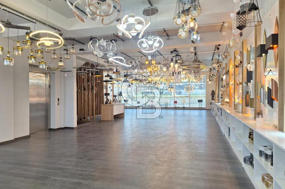 BURSA YOLU ÜZERİNDE 850 M² KAPALI ALANI MEVCUT 5 KATLI PLAZA