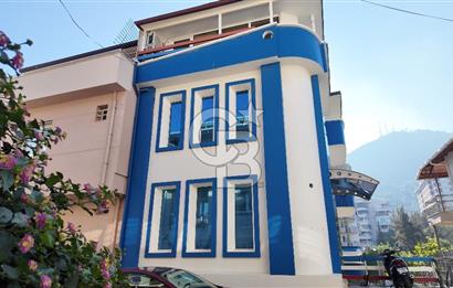 BALÇOVA KORUTÜRK MAHALLESİ'NDE SATILIK KOMPLE BİNA