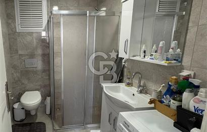 ÇANAKKALE ÇARDAK'TA DENİZ MANZARALI FULL EŞYALI 1+1 KİRALIK DAİRE