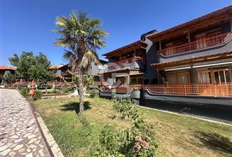 Manisa Salihli Adala’da Havuzlu Site İçinde Satılık 3+1 Dubleks Villa