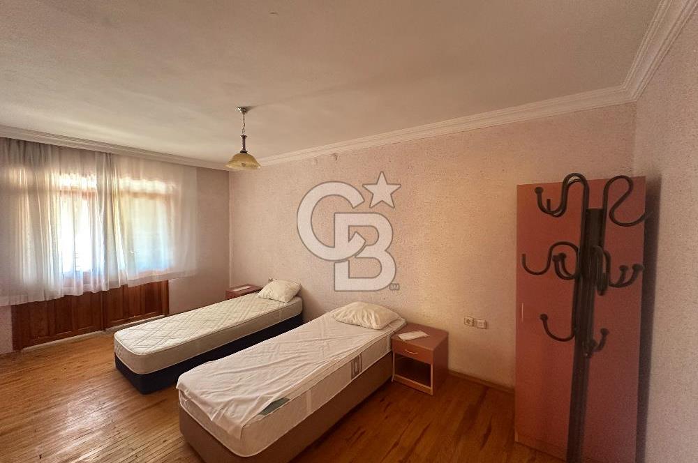 Manisa Salihli Adala’da Havuzlu Site İçinde Satılık 3+1 Dubleks Villa