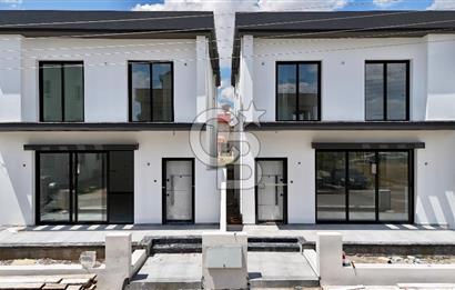 Gönyeli'de Satılık 4+1 Fırsat Tam Müstakil Havuzlu Villa !!!