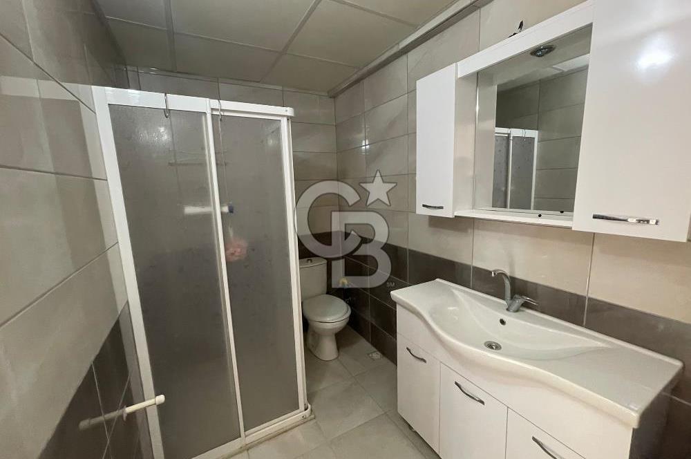 SEYREK’TE CAM BALKONLU CADDEÜSTÜ 2+1 ARAKAT KİRALIK DAİRE