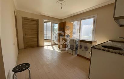 SEYREK’TE CAM BALKONLU CADDEÜSTÜ 2+1 ARAKAT KİRALIK DAİRE