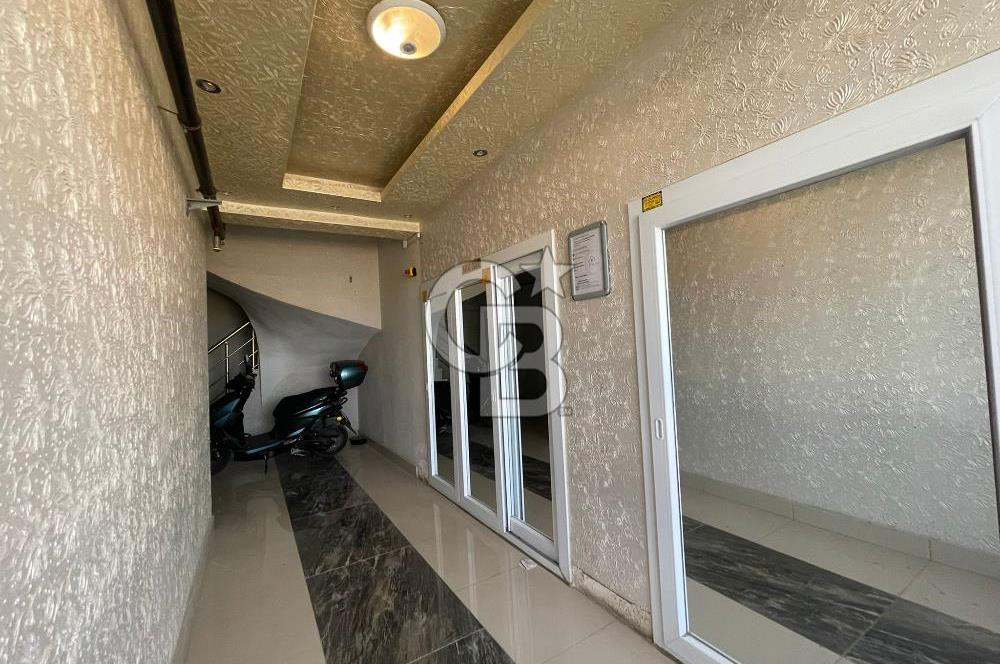 SEYREK’TE CAM BALKONLU CADDEÜSTÜ 2+1 ARAKAT KİRALIK DAİRE