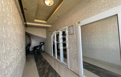 SEYREK’TE CAM BALKONLU CADDEÜSTÜ 2+1 ARAKAT KİRALIK DAİRE