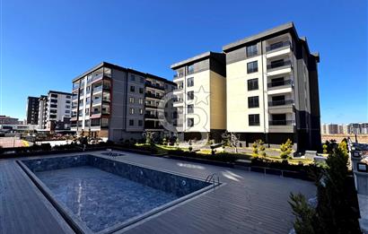 ÇANAKKALE ESENLER'DE, SATILIK DAİRE 180 m² 3,5+1 LÜKS VE FERAH