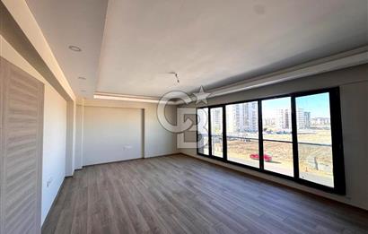 ÇANAKKALE ESENLER'DE, SATILIK DAİRE 180 m² 3,5+1 LÜKS VE FERAH