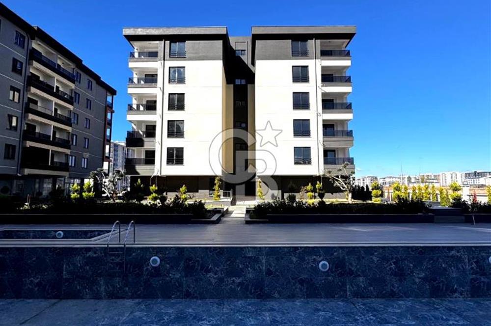 ÇANAKKALE ESENLER'DE, SATILIK DAİRE 180 m² 3,5+1 LÜKS VE FERAH