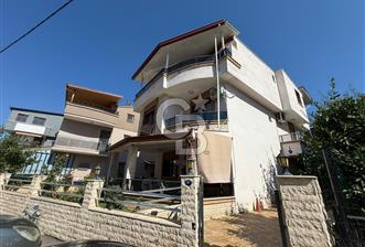 GÜMÜLDÜR FEVZİ ÇAKMAK MAHALLESİND 3+1 VİLLA