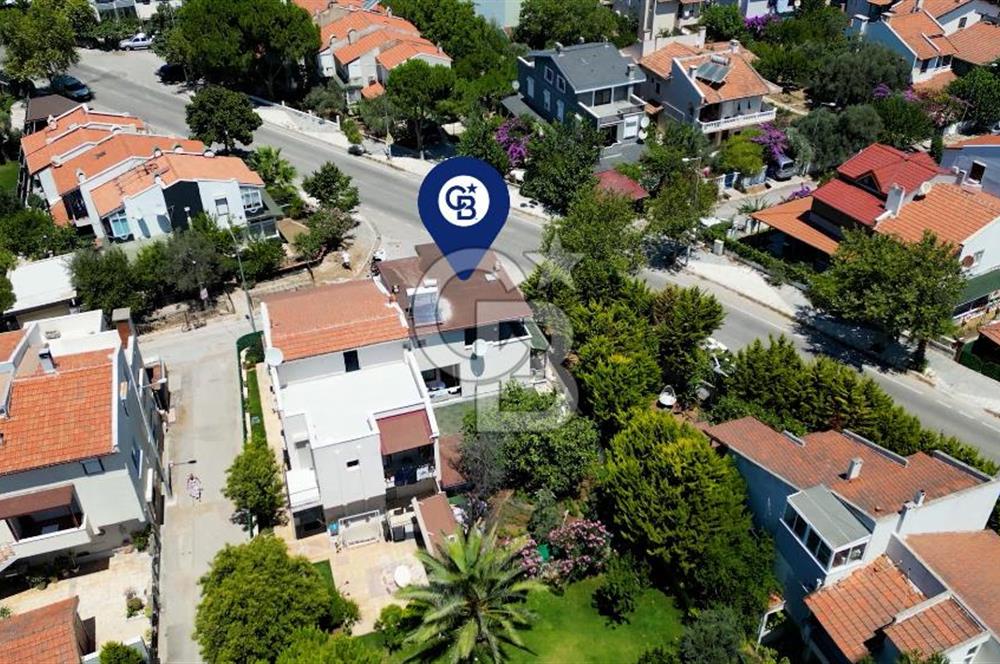 Çeşmealtında Satılık 5+1 Müstakil Villa