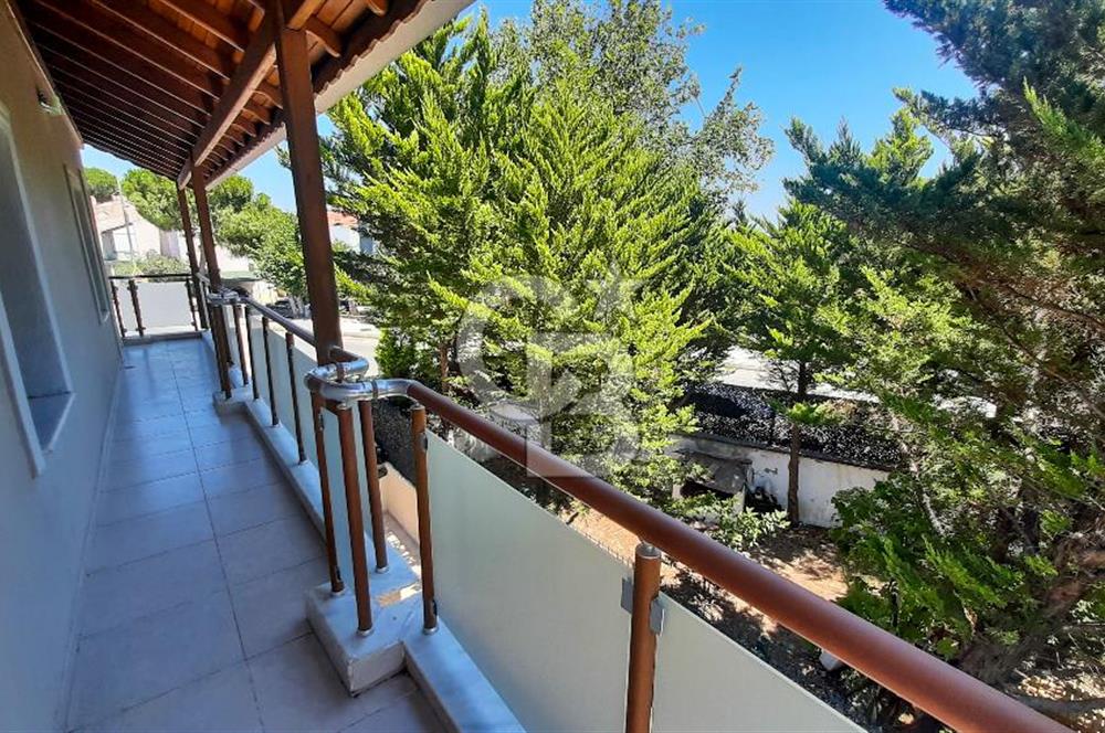 Çeşmealtında Satılık 5+1 Müstakil Villa