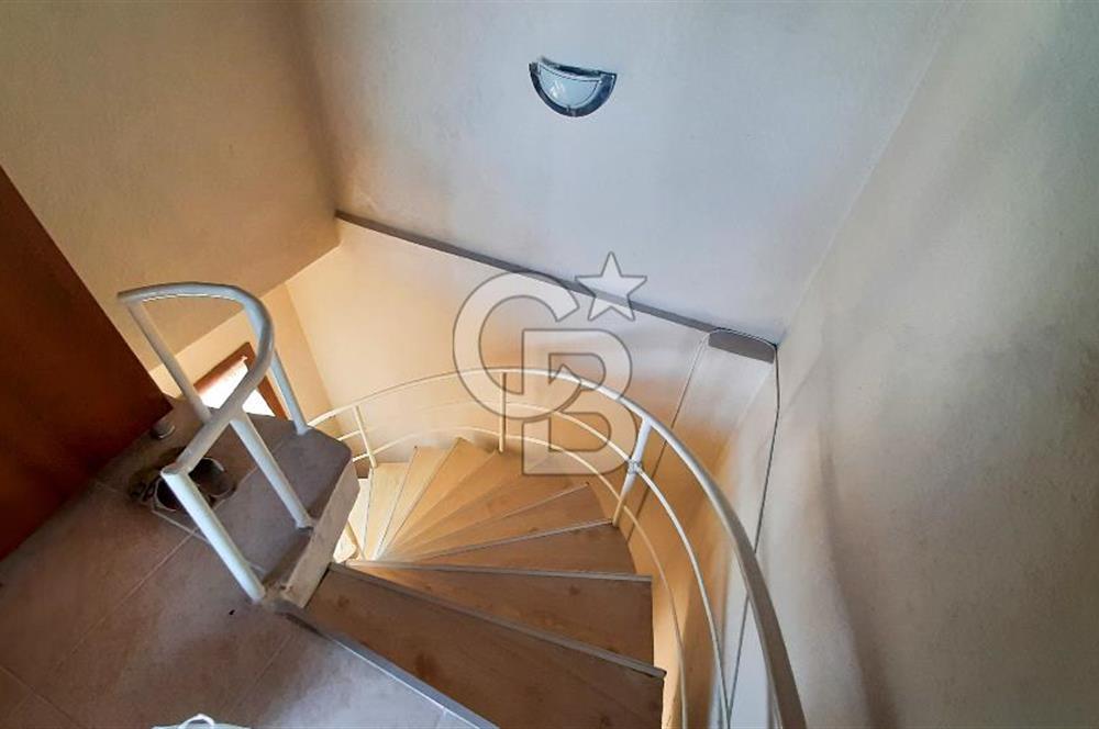 Çeşmealtında Satılık 5+1 Müstakil Villa