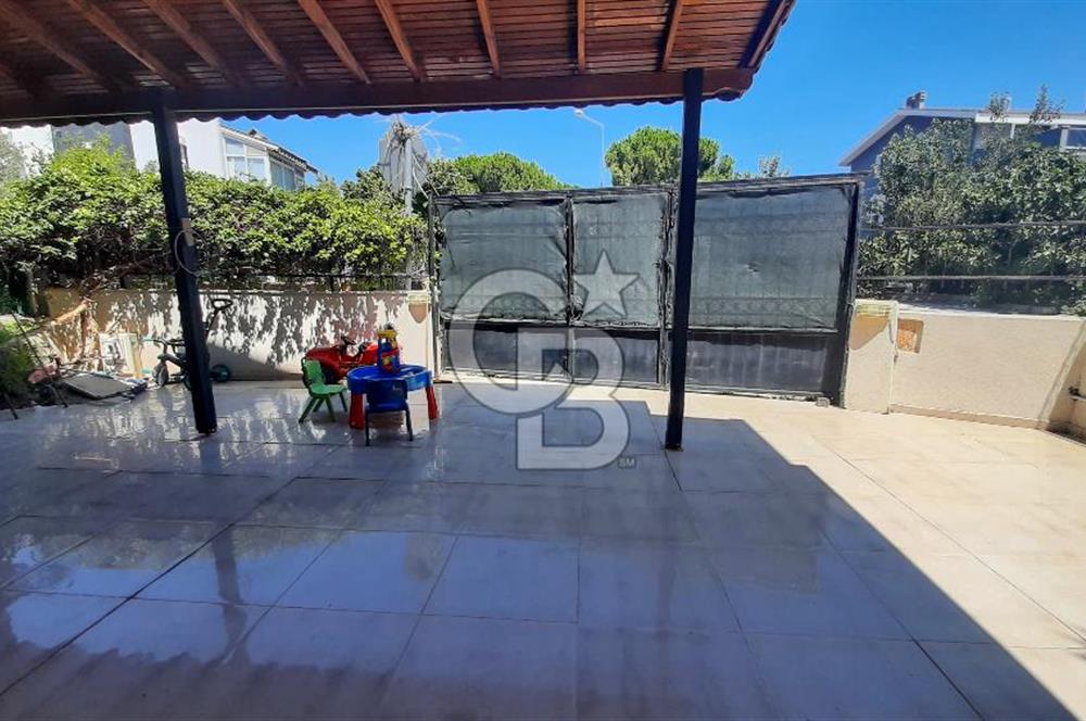 Çeşmealtında Satılık 5+1 Müstakil Villa
