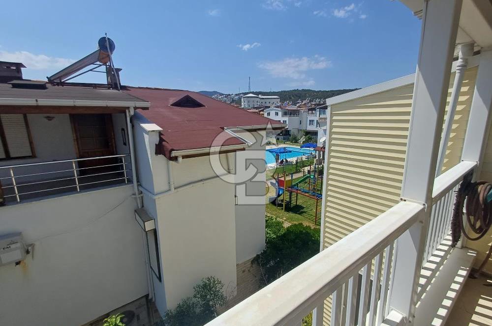 🏡 Balıkesir Edremit Narlı’da Havuzlu Sitede Geniş Tripleks Villa