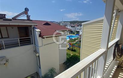 🏡 Balıkesir Edremit Narlı’da Havuzlu Sitede Geniş Tripleks Villa