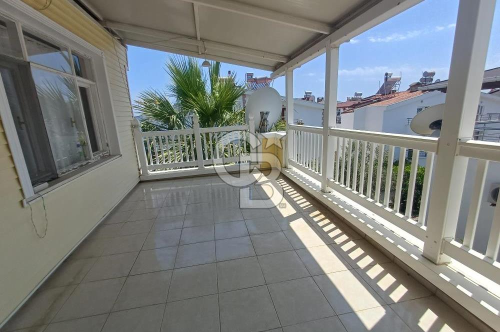 🏡 Balıkesir Edremit Narlı’da Havuzlu Sitede Geniş Tripleks Villa