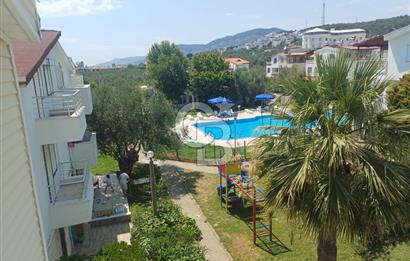 🏡 Balıkesir Edremit Narlı’da Havuzlu Sitede Geniş Tripleks Villa