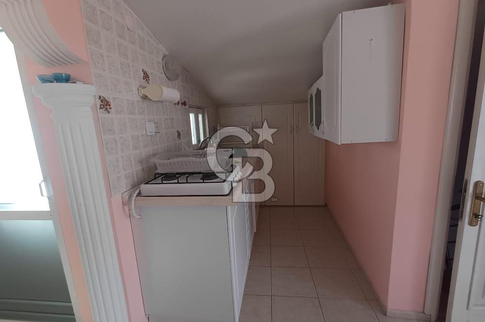 🏡 Balıkesir Edremit Narlı’da Havuzlu Sitede Geniş Tripleks Villa