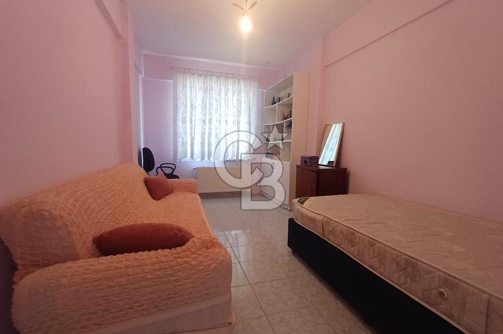 🏡 Balıkesir Edremit Narlı’da Havuzlu Sitede Geniş Tripleks Villa