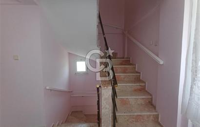 🏡 Balıkesir Edremit Narlı’da Havuzlu Sitede Geniş Tripleks Villa
