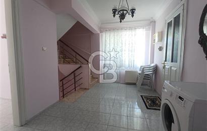 🏡 Balıkesir Edremit Narlı’da Havuzlu Sitede Geniş Tripleks Villa