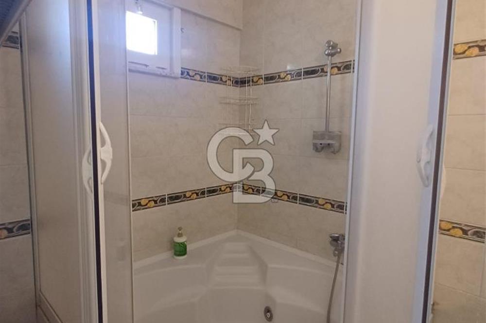 🏡 Balıkesir Edremit Narlı’da Havuzlu Sitede Geniş Tripleks Villa