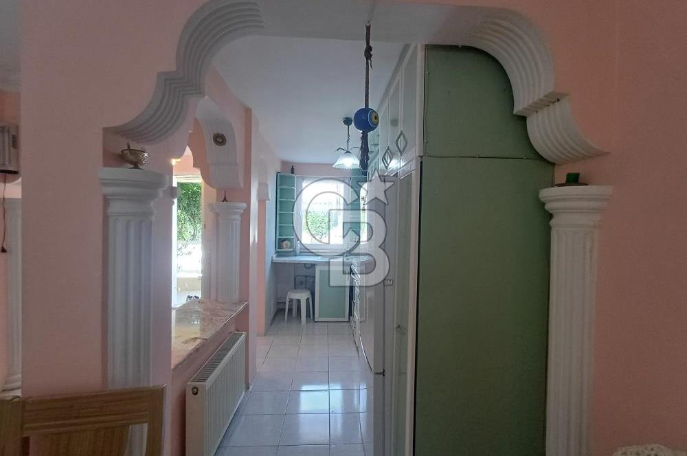 🏡 Balıkesir Edremit Narlı’da Havuzlu Sitede Geniş Tripleks Villa