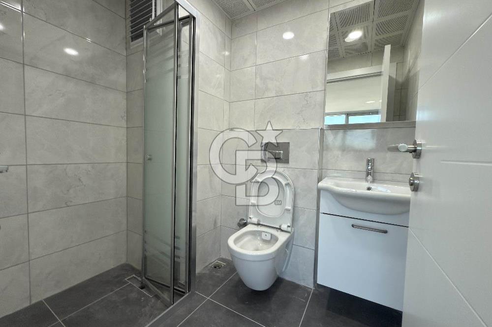 TUZLA TERSANELER BÖLGESİNDE SIFIR BİNADA KİRALIK 1+1 MODERN OFİS