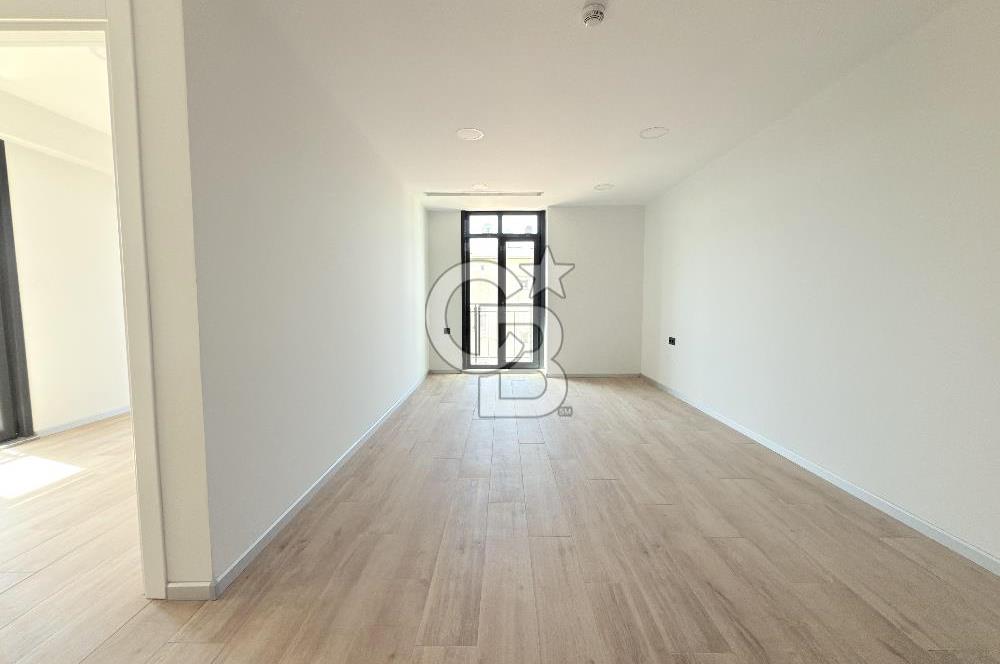 TUZLA TERSANELER BÖLGESİNDE SIFIR BİNADA KİRALIK 1+1 MODERN OFİS
