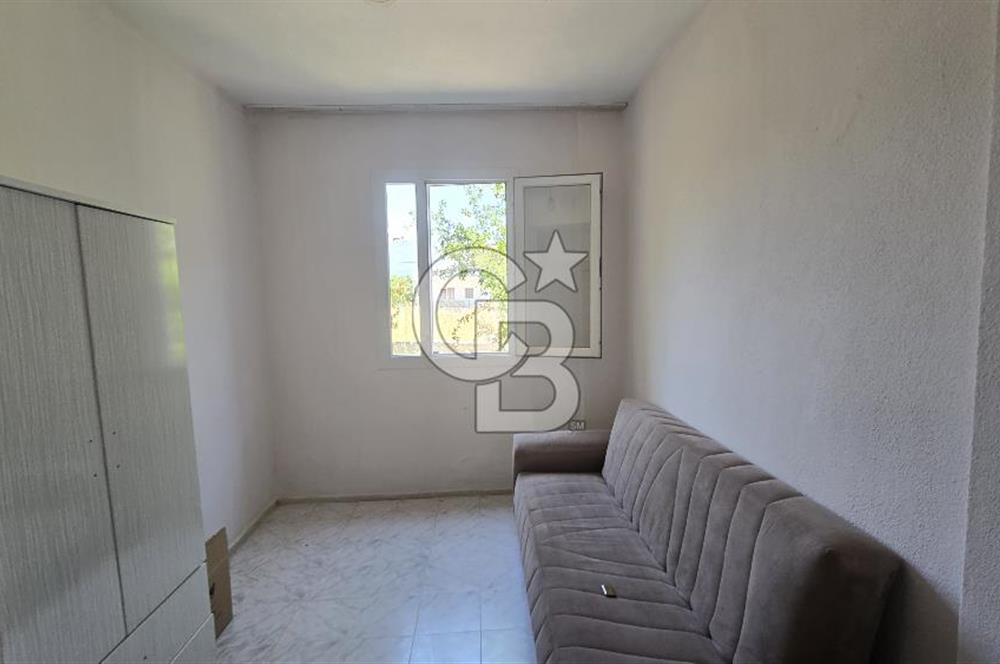 Foça Hacıveli Mahallesinde Kiralık 3+1 Kapalı Mutfak Daire