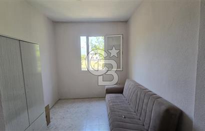 Foça Hacıveli Mahallesinde Kiralık 3+1 Kapalı Mutfak Daire