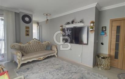 Maltepe Aydınevler 2+1 balkonlu köşe daire