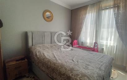 Maltepe Aydınevler 2+1 balkonlu köşe daire