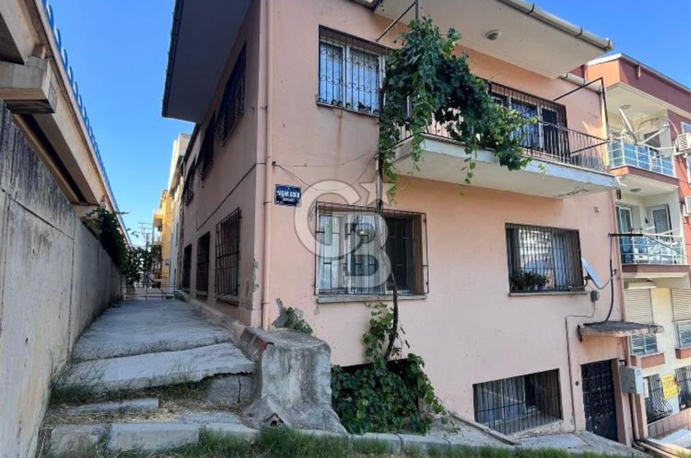 Balçova Eğitim Mah Komple Satılık Bina