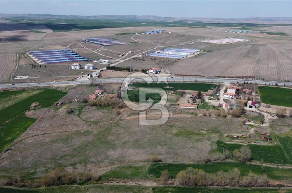 ANKARA-SAMSUN YOLU ÜZERİNDE TİCARİ ARSA