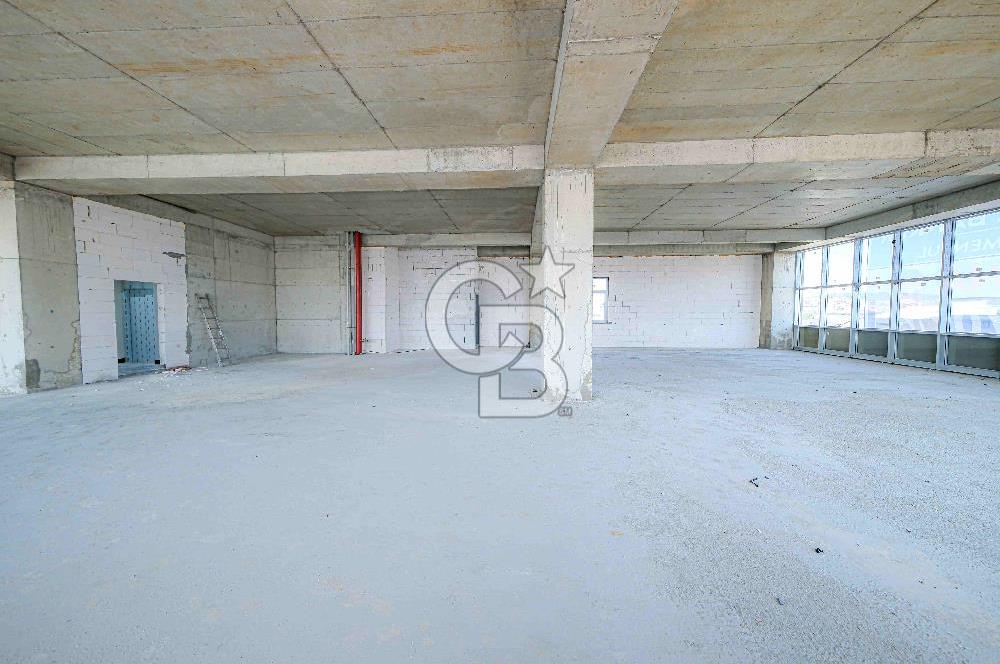 ÜMRANİYEDE TABELA DEĞERİ YÜKSEK 4.575 M2 SATILIK SIFIR PLAZA