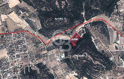 Urla Torasan’da Deniz Manzaralı 9242 m² Arazi