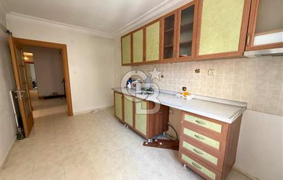 Maltepe Bağlarbaşı Mahallesinde Merkezi Konumda Geniş 3+1