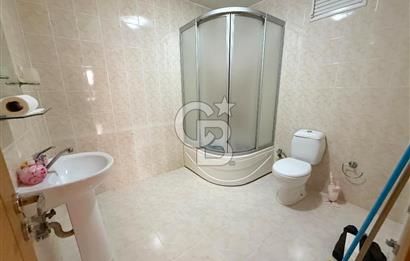 Maltepe Bağlarbaşı Mahallesinde Merkezi Konumda Geniş 3+1