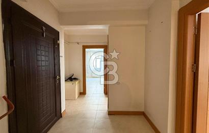 Maltepe Bağlarbaşı Mahallesinde Merkezi Konumda Geniş 3+1