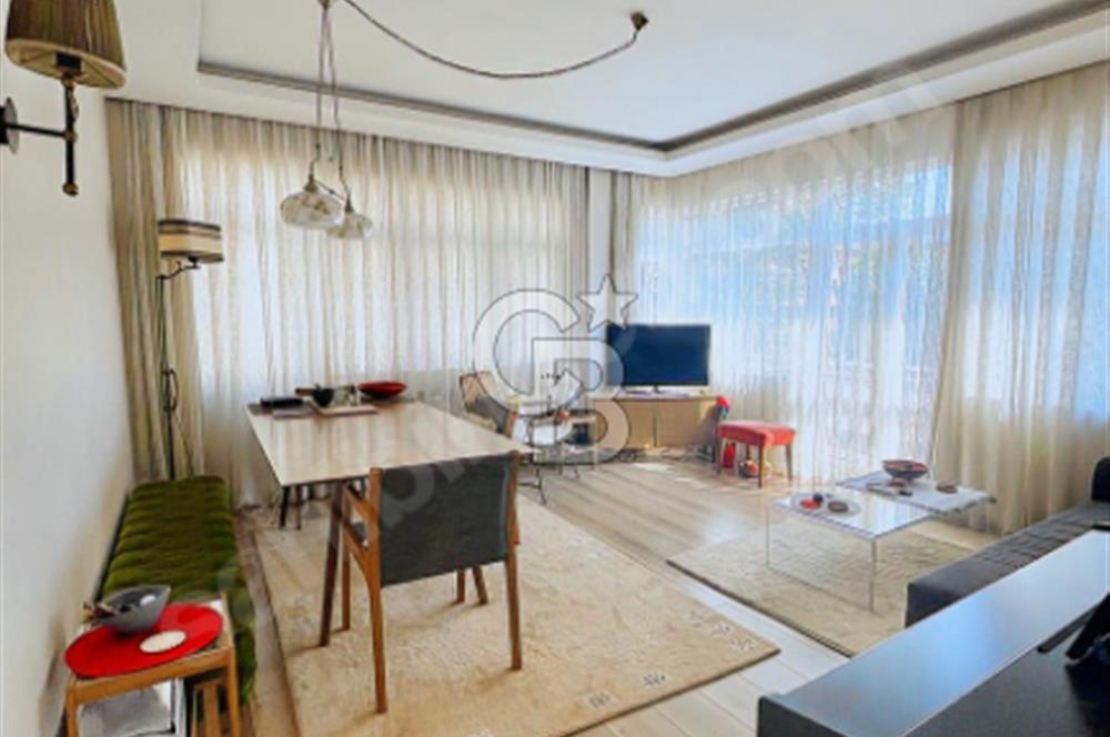 KADIKÖY MODADA HARİKA KONUMDA TAMAMEN YAPILI SATILIK DAİRE