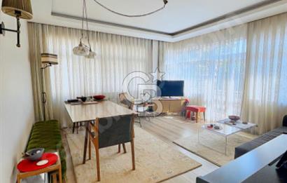 KADIKÖY MODADA HARİKA KONUMDA TAMAMEN YAPILI SATILIK DAİRE