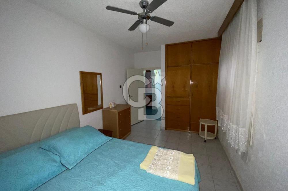 Erdemli Limonlu Denize Sıfır Tatil Sitesinde Satılık 2+1 Daire 