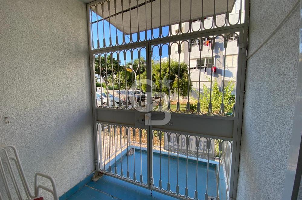 Erdemli Limonlu Denize Sıfır Tatil Sitesinde Satılık 2+1 Daire 