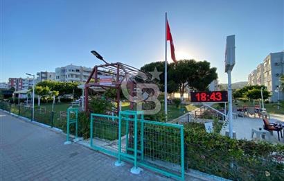 Erdemli Limonlu Denize Sıfır Tatil Sitesinde Satılık 2+1 Daire 