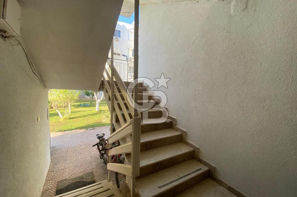 Erdemli Limonlu Denize Sıfır Tatil Sitesinde Satılık 2+1 Daire 
