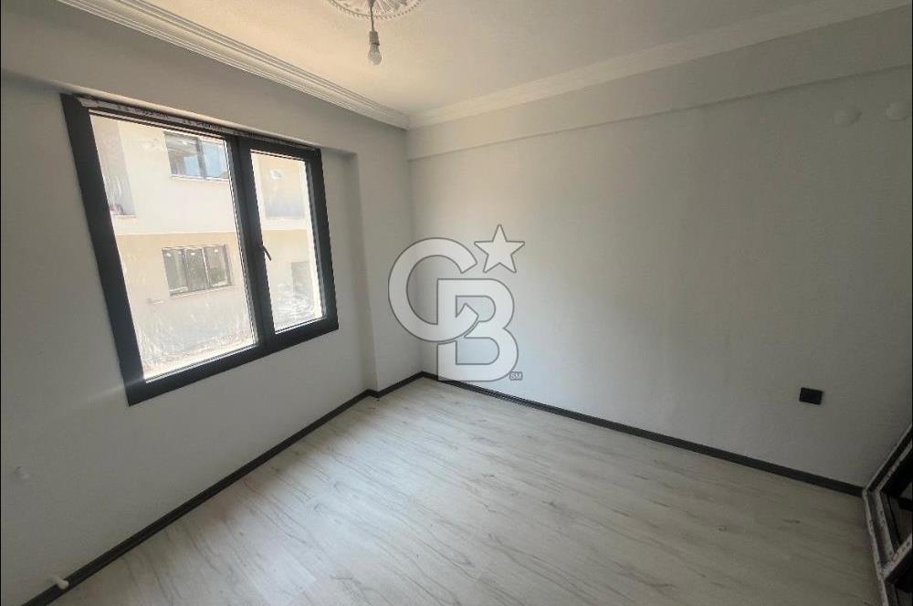 İzmir Foçada Bağarası Sitede 3+1 Bahçe Dubleks 