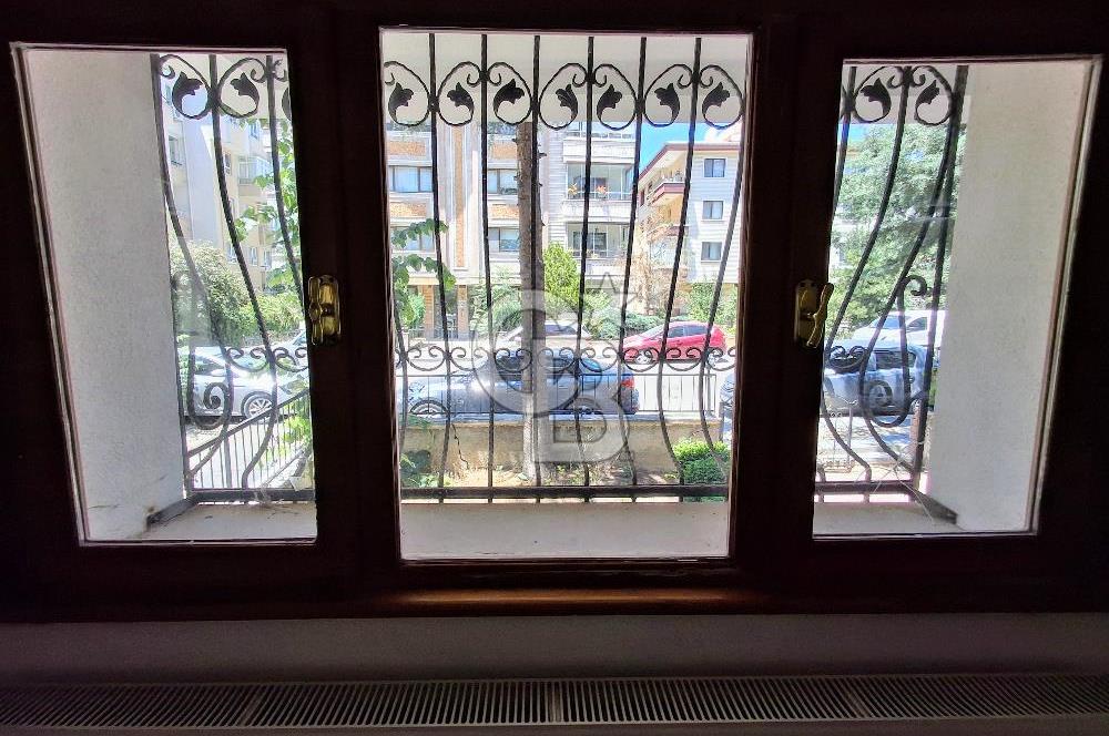 3+1 AHMET YESEVİ CADDESİNDE KAPALI OTOPARKLI 